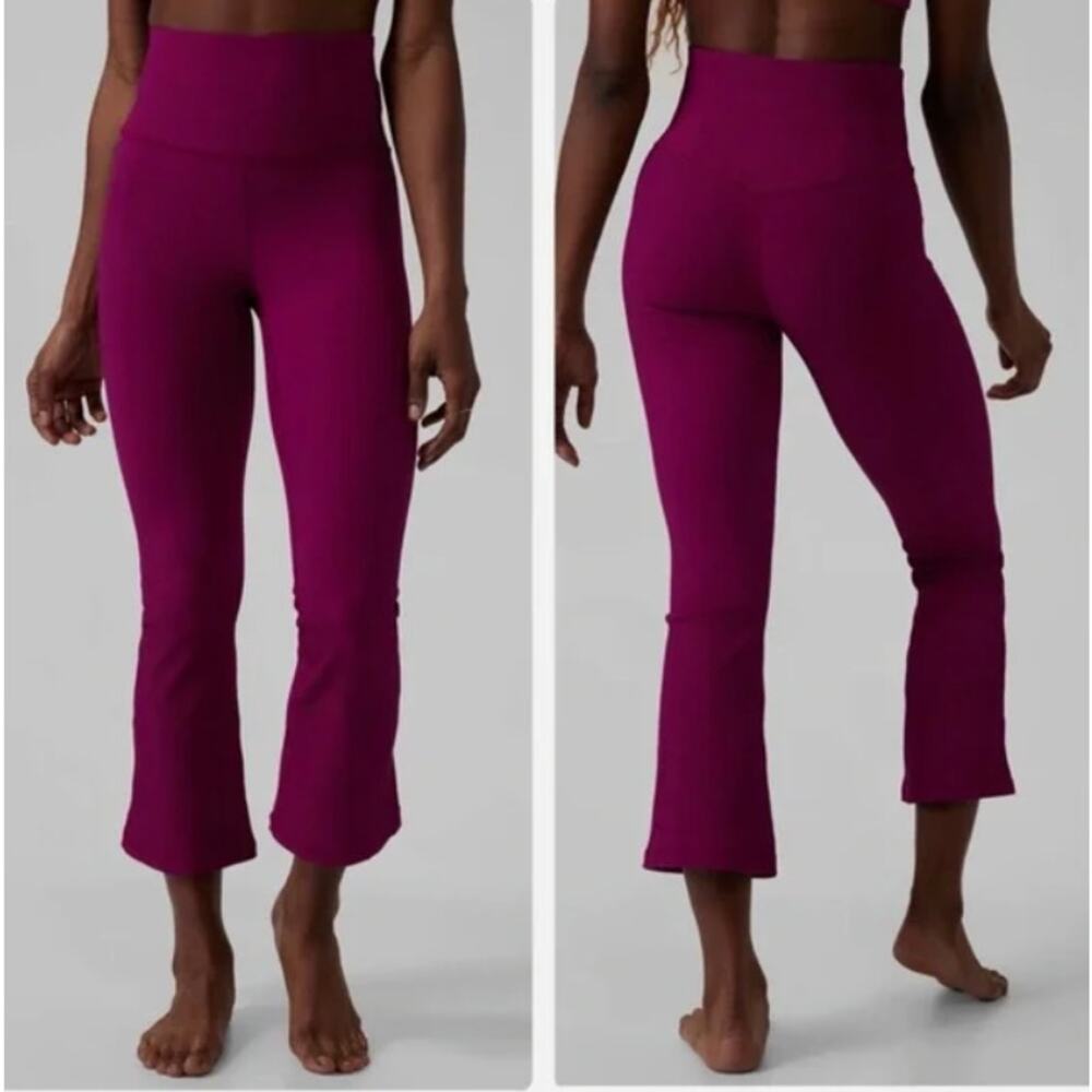 Athleta Elation Rib Crop Flare Berry Athletic Workout Women Small